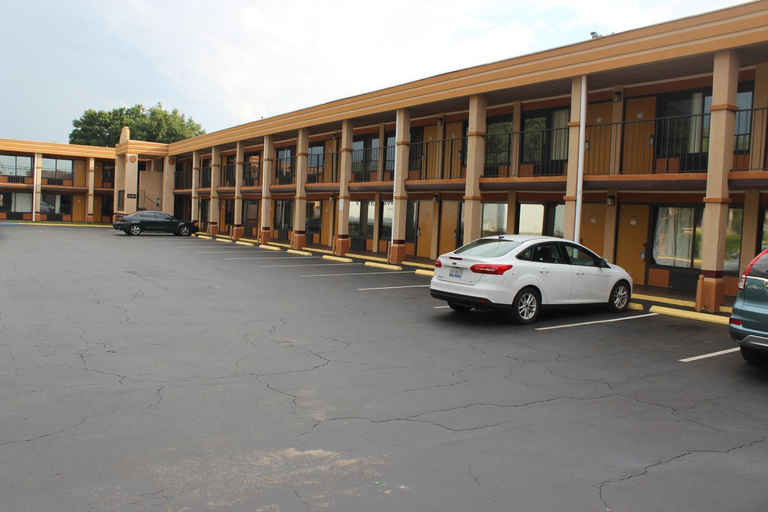Others 4, Travelodge Near Busch Gardens, Hillsborough