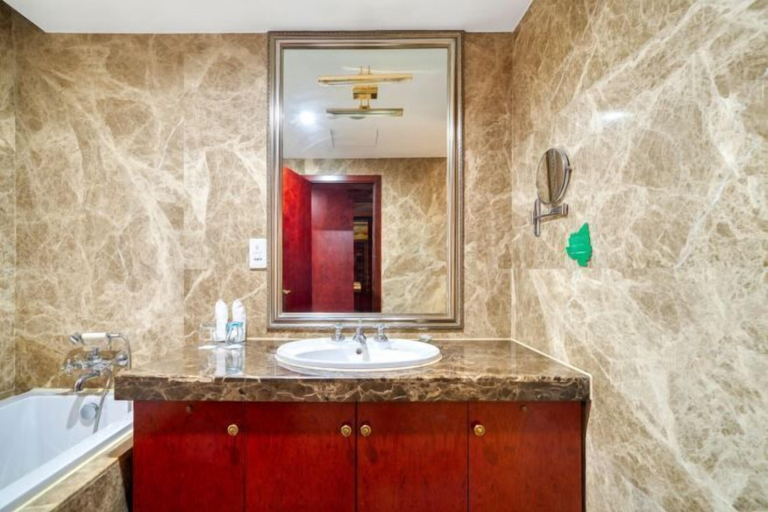 Bathroom 3, Linhai Double-Dove Peace International Hotel, Taizhou