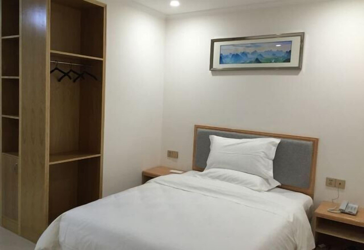 Bedroom 3, Huiyue Fashion Apartment, Shanwei