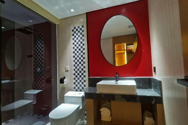 Bathroom 3, zhaona • Guofeng Intelligent Hotel, Dongguan