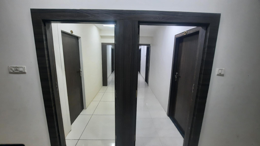 Others 2, Hotel shalimar, Ujjain