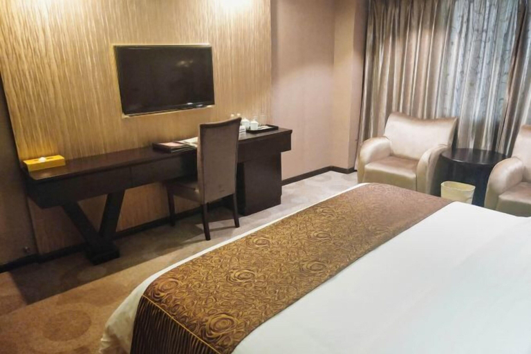 Bedroom 2, Wanjia Oriental Hotel, Zhangzhou