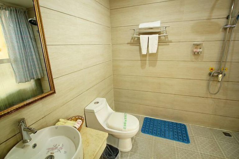 Bathroom 4, Jingxin Business Hotel (Xishan Road Branch), Guilin