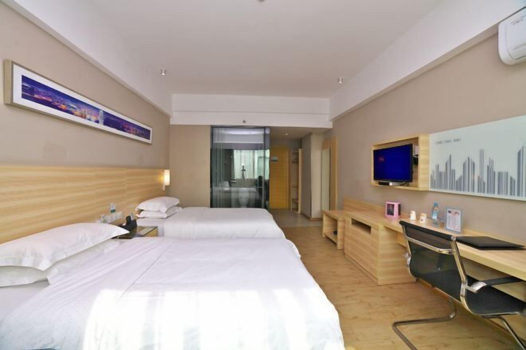 Bedroom 3, Oriental Holiday Hotel, Beihai