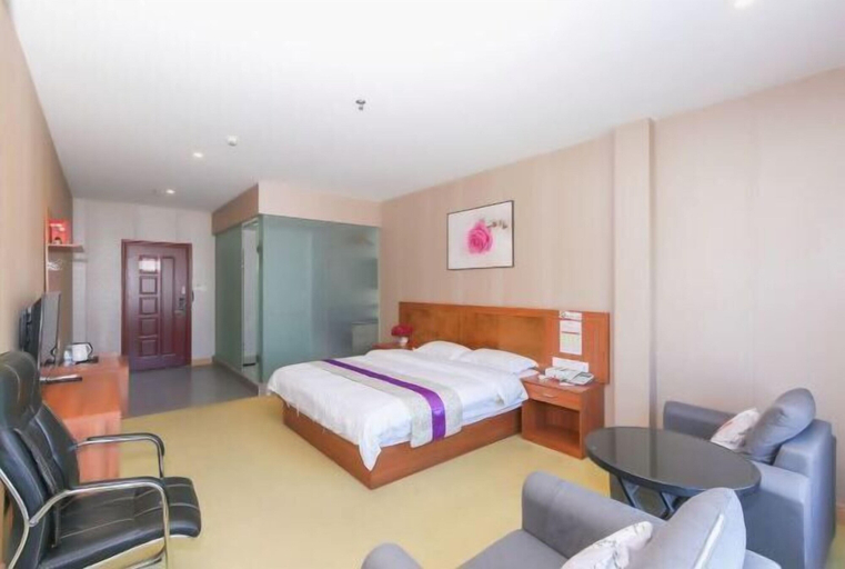 Bedroom 2, Fuxiang Holiday Hotel, Zhuhai