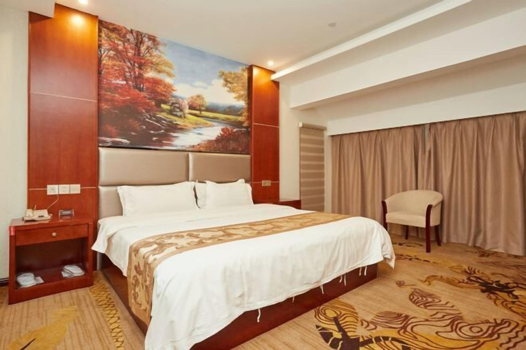Bedroom 9