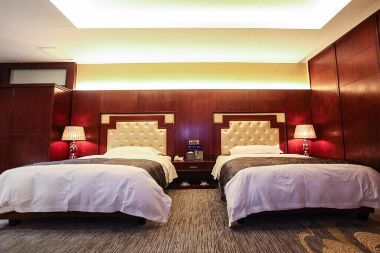 Bedroom 3, Chonpines Hotel, Dalian