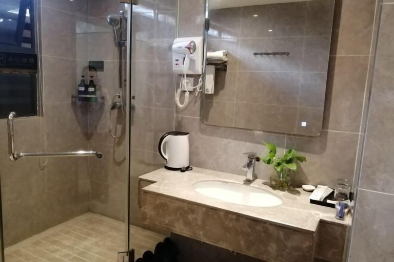 Bathroom 4, Jinqiao Hotel (Shenzhen Longhua), Shenzhen
