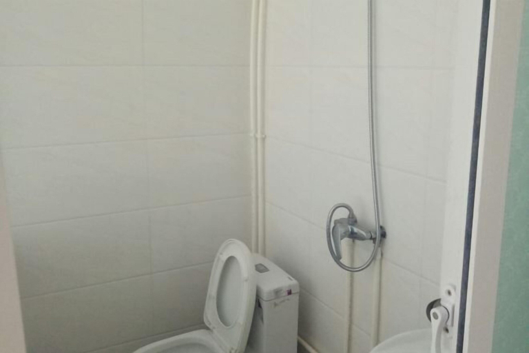 Bathroom 3, Lvyou Zhijia Hotel, Luliang