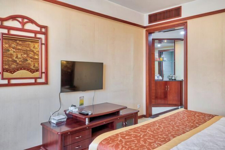 Bedroom 3, SINO EUROPE HOTEL, Dehong Dai and Jingpo