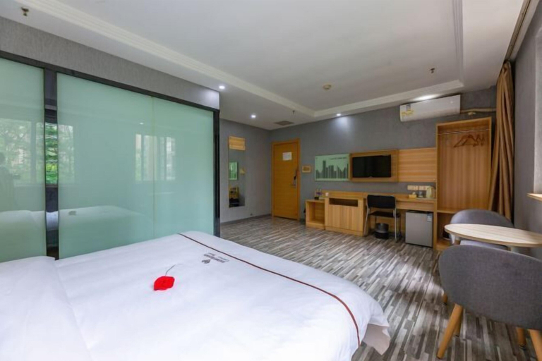 Bedroom 2, Century Business Hotel (Zuoling New Town), Ezhou