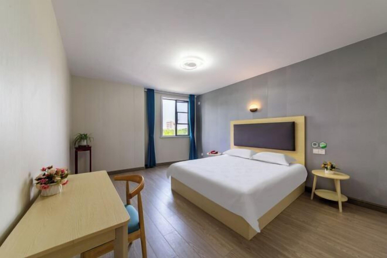 Bedroom 5, 99inn Selected Preferred Hotel (Shanghai Fengjing Ancient Town), Shanghai