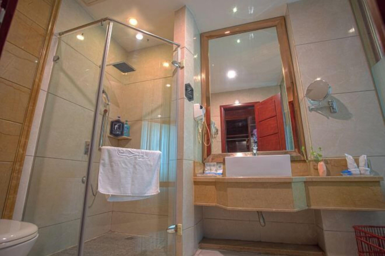 Bathroom 4, Shuiyuntian Leisure Hotel (Jinshazhou), Guangzhou