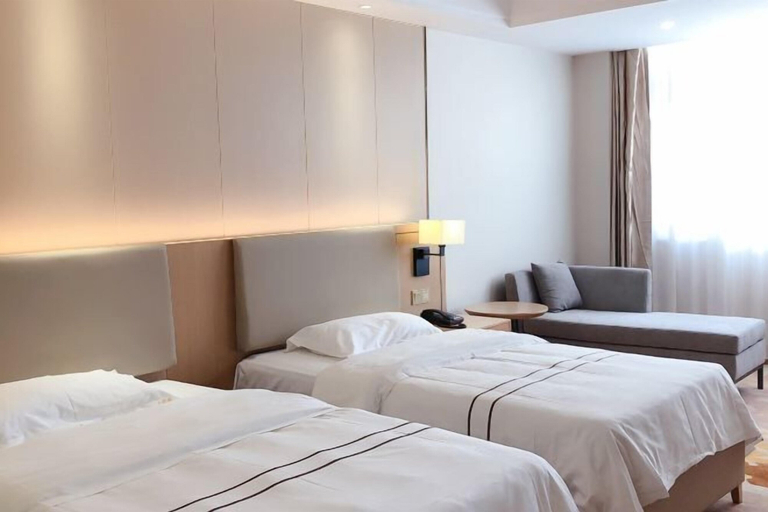 Bedroom 3, Yu Long Jin Hotel, Ezhou