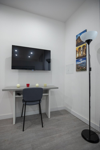 Others 5, Napolidays Toledo Apartment By Dimorra, Napoli