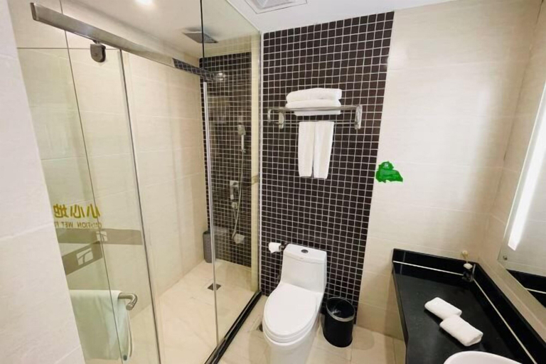 Bathroom 4, Tenglong Hotel, Qiandongnan Miao and Dong