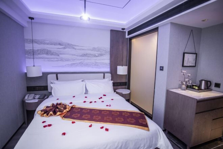 Bedroom 3, Huacheng Hotel, Hengyang