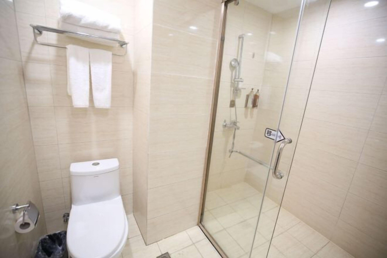 Bathroom 3, Fangte Dongxiang Hotel, Zhuzhou