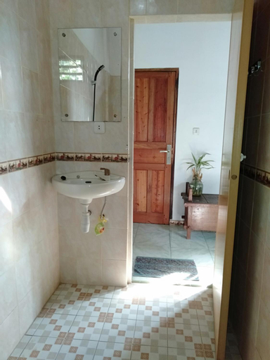 Bathroom 6