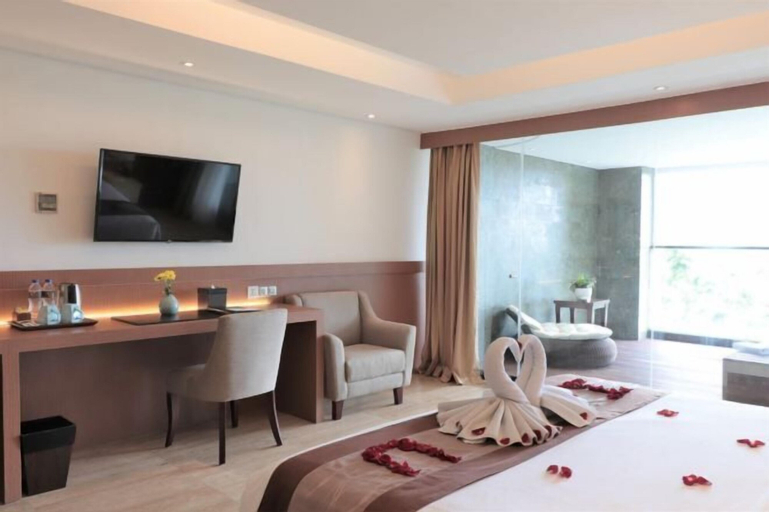 Bedroom 18