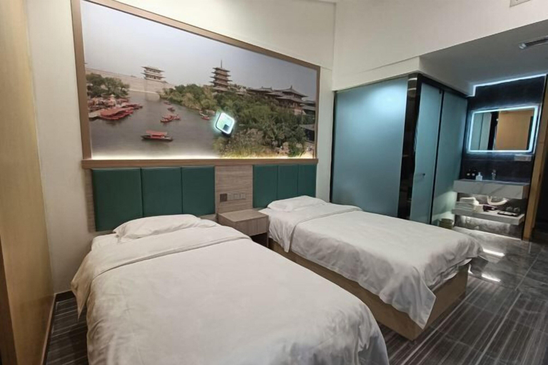 Bedroom 4, Ruining Hotel ( Xiangyang Gucheng North Street Branch), Xiangfan