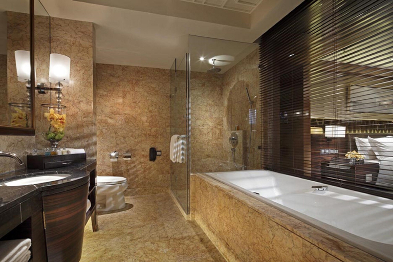 Bathroom 5, Lake View Hotel, Beijing