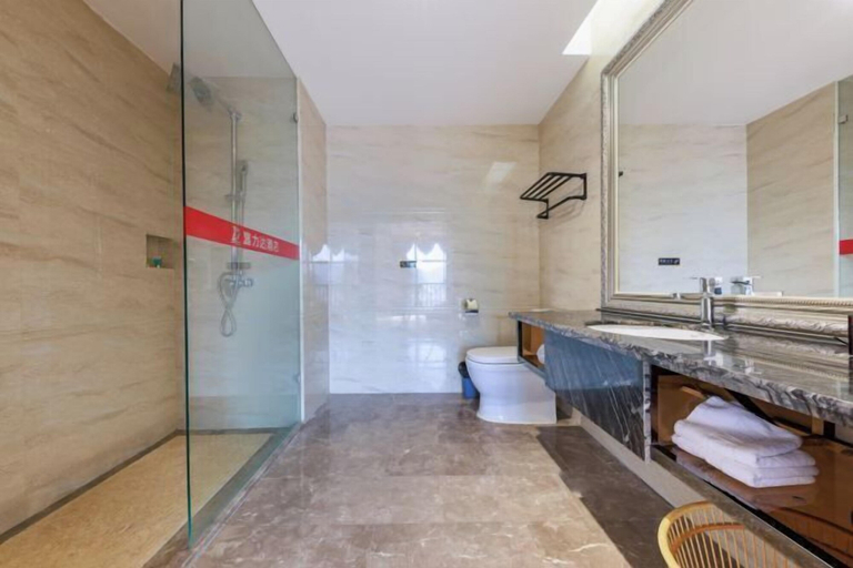 Bathroom 4, Jialida Hotel, Guangzhou