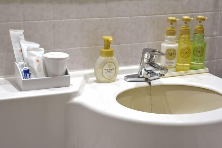 Amenities 7