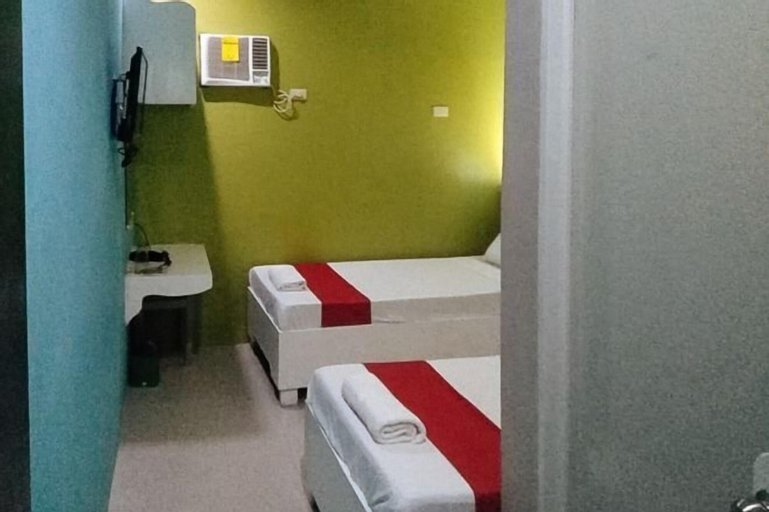 Bedroom 4, RedDoorz@EM Pensiontel Butuan City, Butuan City