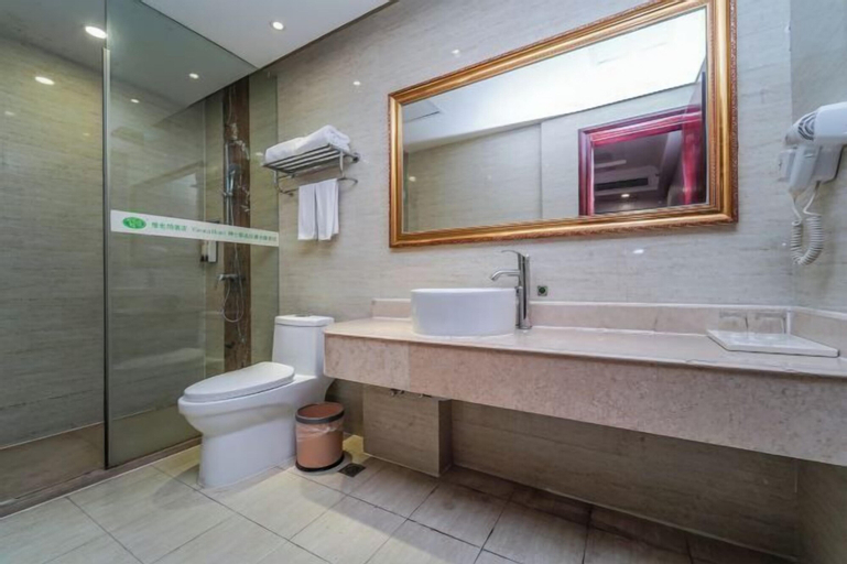 Bathroom 7