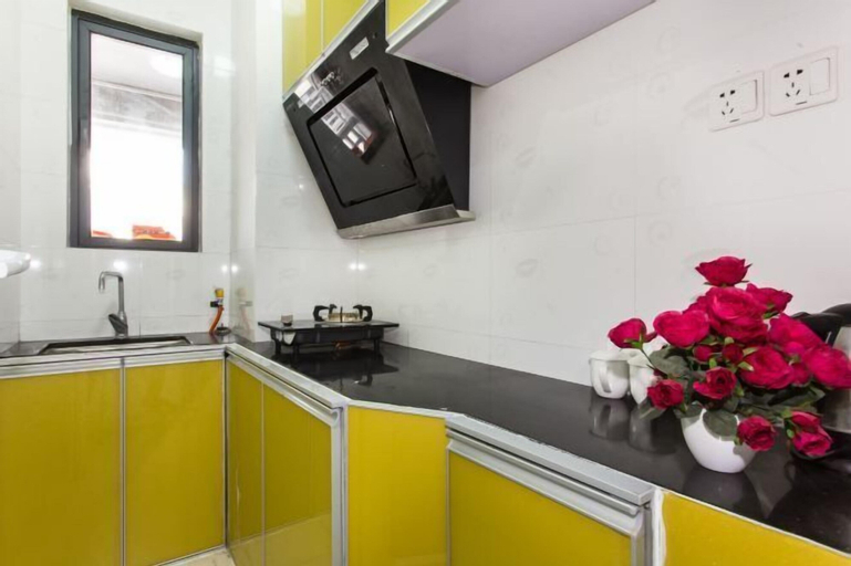 Dining Room 8