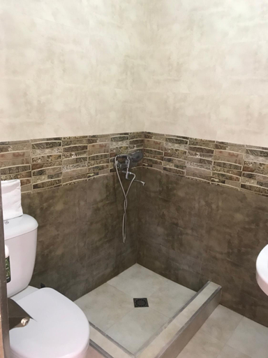Bathroom 2, WATERFALL, Kazbegi