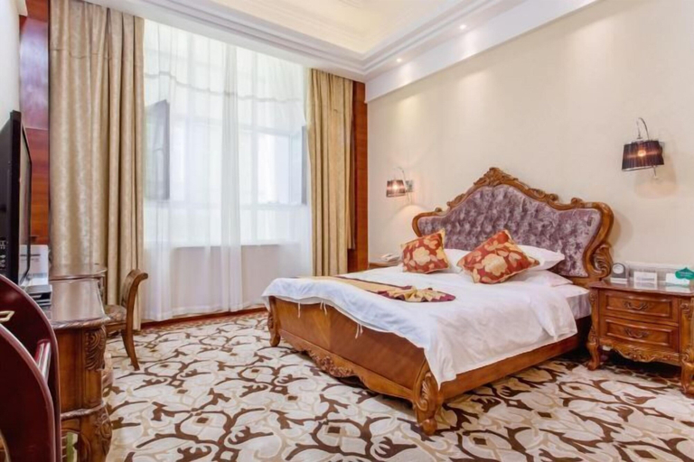 Bedroom 3, Bayin Guoleng Hotel, Bayin'gholin Mongol