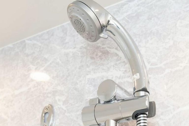 Bathroom 10