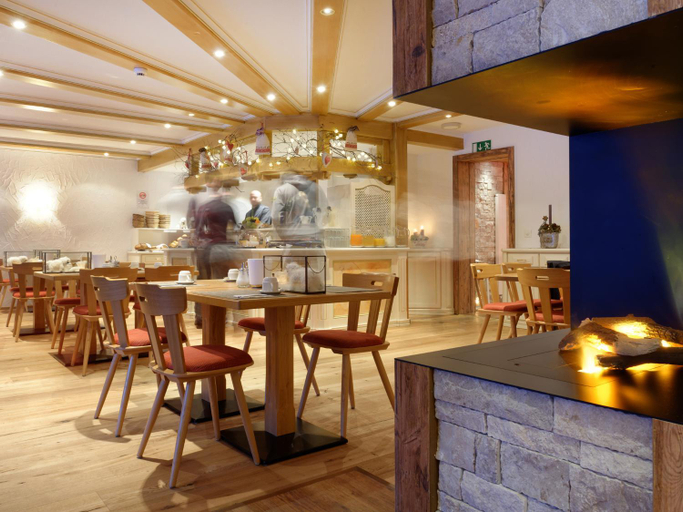 Food & Drinks 4, Hotel Plateau Rosa, Visp