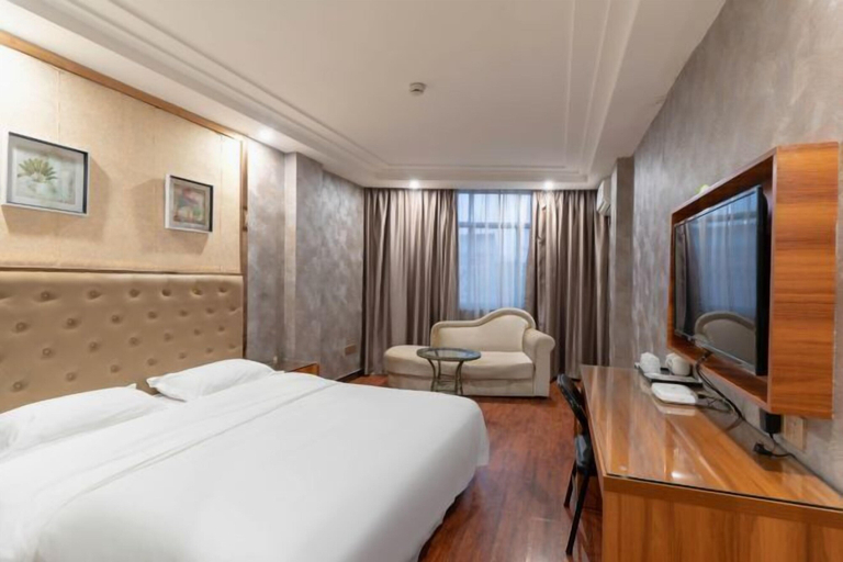 Bedroom 3, Tianyuan Business Hotel, Baise