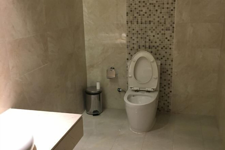 Bathroom 3, Qing Shui Wan Business Club, Weihai
