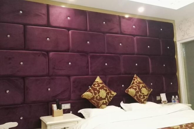 Bedroom 2, Yanjin Jinzuo Mingdu Hotel, Zhaotong
