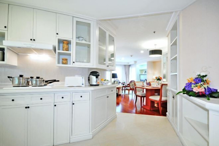 Dining Room 15