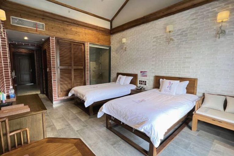 Bedroom 3, Huangyao Flowers Ocean Hotel, Hezhou