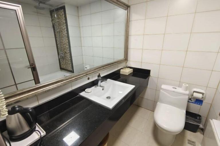 Bathroom 3, Zengdu Hotel, Suizhou Shi