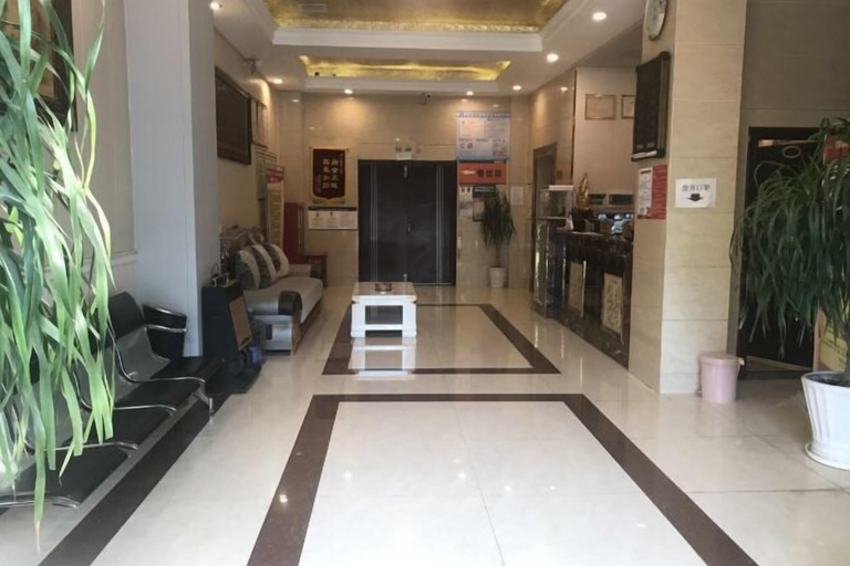 Others 4, Chongqing Hotel, Qianxinan Buyei and Miao