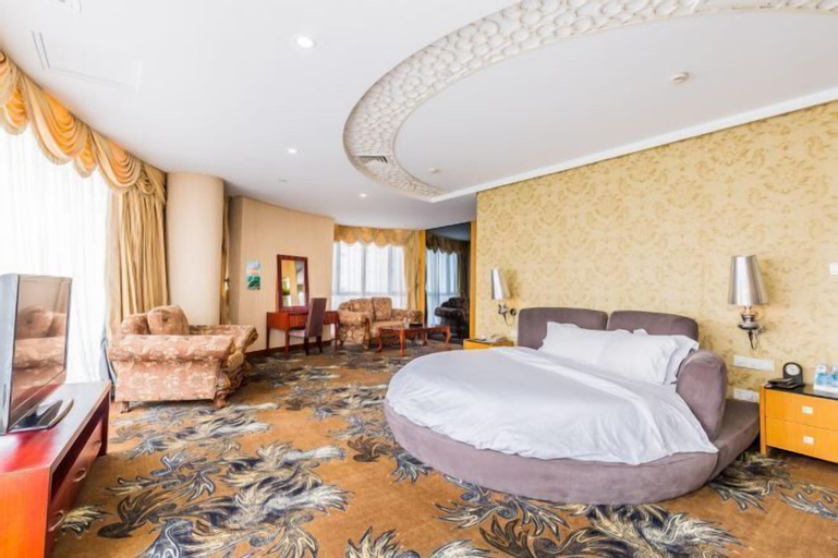 Bedroom 15