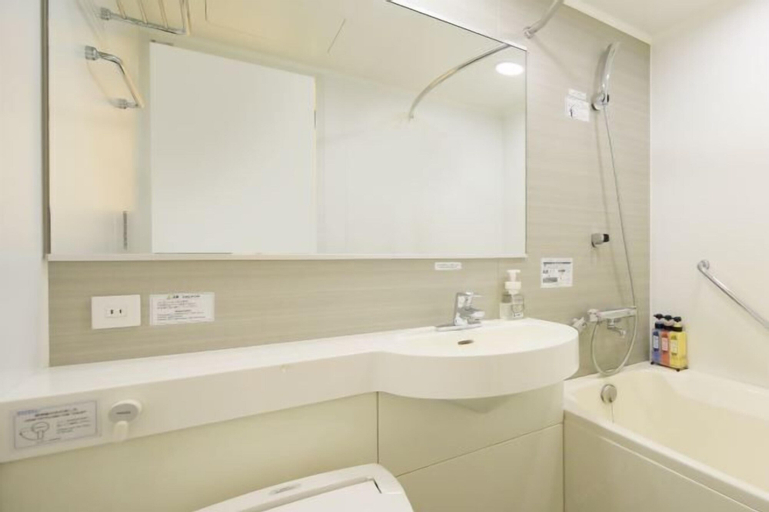 Bathroom 6
