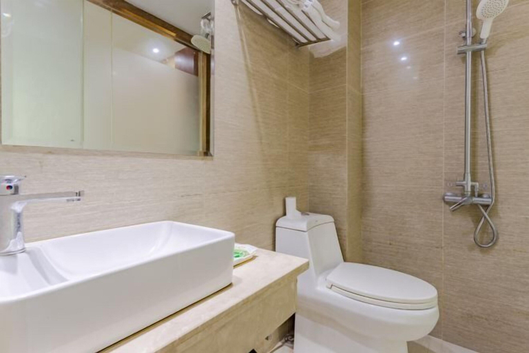 Bathroom 3, Dijing Express Hotel, Chizhou