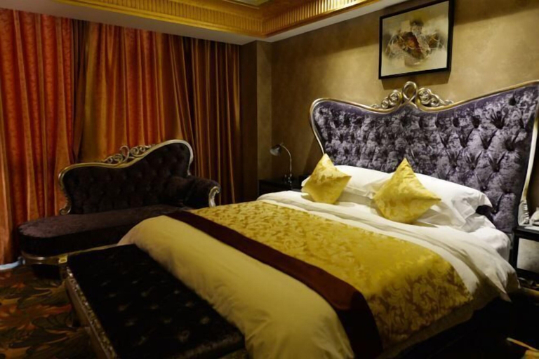 Bedroom 1, Garden Hotel, Nanchong