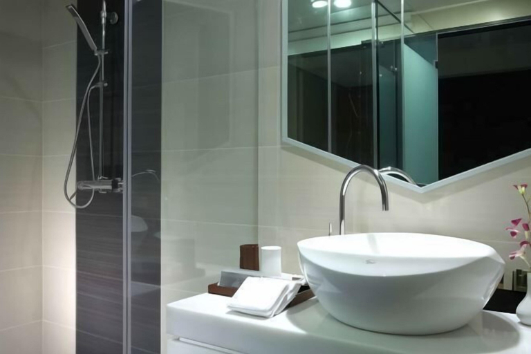 Bathroom 4, Xinshe Business Hotel Linsen Branch, Taipei City