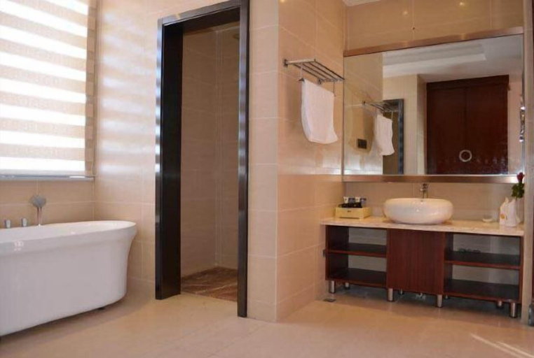 Bathroom 4, YunHua Hotel YiHai Park Store, Chuxiong Yi