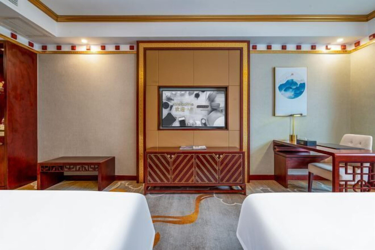 Bedroom 3, Suiton Plus By Paxton Linzhi, Nyingtri