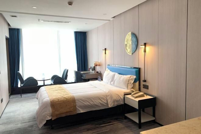 Bedroom 5, Golden Central Hotel (Shenzhen Convention & Exhibition Center), Shenzhen